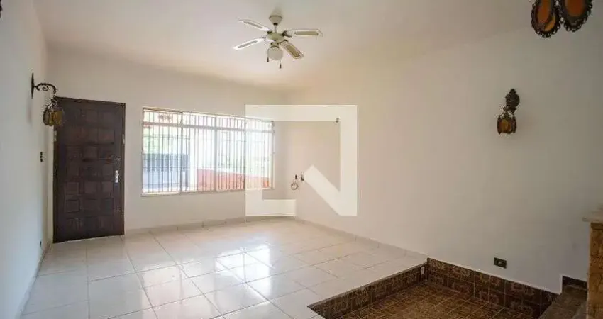 Casa com 3 quartos para alugar na Rua Cila Brental dos Reis, Serraria, Diadema