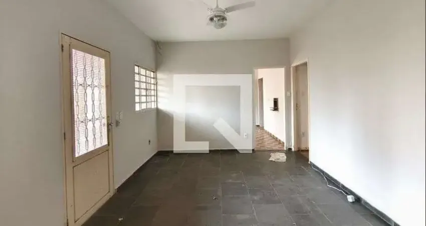 Casa com 3 quartos para alugar na Rua Capistrano de Abreu, Swift, Campinas
