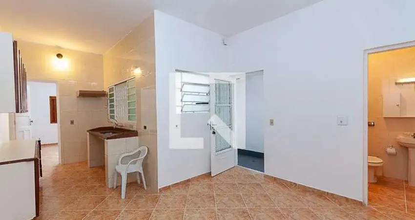Casa com 1 quarto para alugar na Rua Filipinas, Alto da Lapa, São Paulo