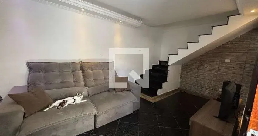 Casa com 2 quartos para alugar na Rua Maria Quitéria, Utinga, Santo André