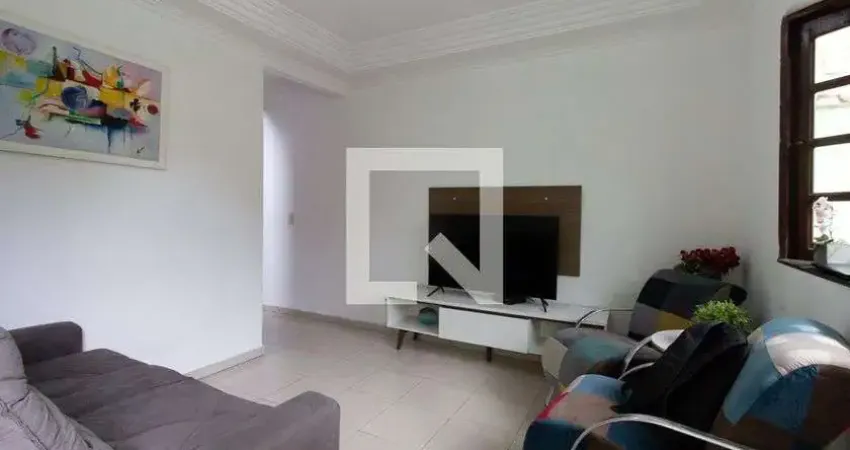 Casa com 3 quartos para alugar na Rua Senador Amaral Furlan, Itaquera, São Paulo