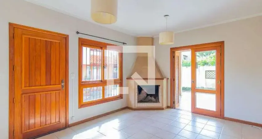 Casa / sobrado em condomínio para aluguel - guarujá, 3 quartos, 250 m² - porto alegre