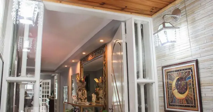 Casa com 3 quartos para alugar na Rua Frank Garcia, Jabaquara, São Paulo