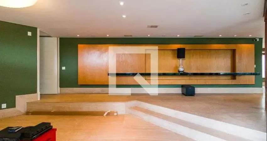 Casa com 4 quartos para alugar na Rua Piave, Morumbi, São Paulo