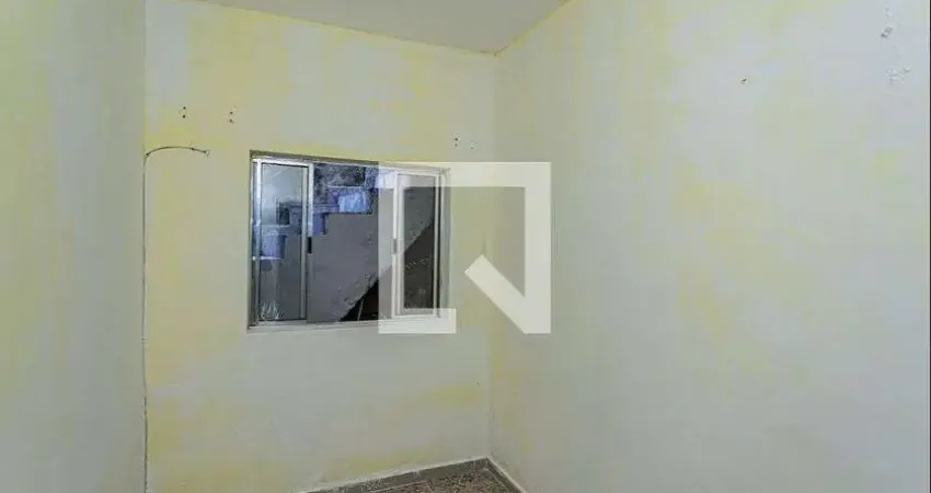 Casa com 1 quarto para alugar na Rua Guilherme Branca, Jaraguá, São Paulo