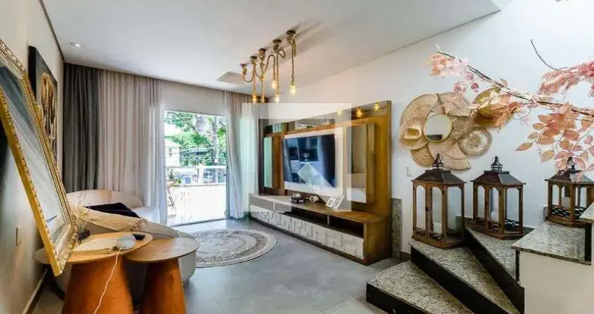 Casa com 3 quartos para alugar na Avenida Almirante Cochrane, Aparecida, Santos