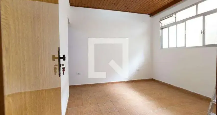 Casa com 2 quartos para alugar na Rua Alfredo de Sá dos Santos, Vila Santos, São Paulo