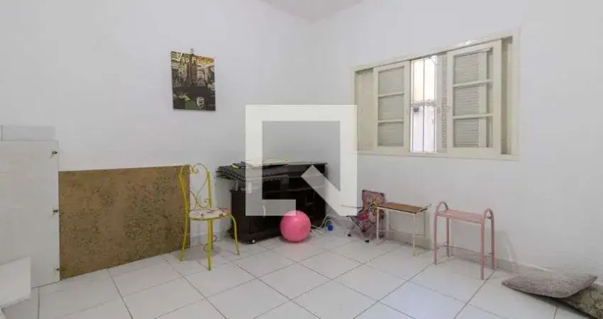 Casa com 1 quarto para alugar na Rua Aquira Yamaguchi, Picanço, Guarulhos