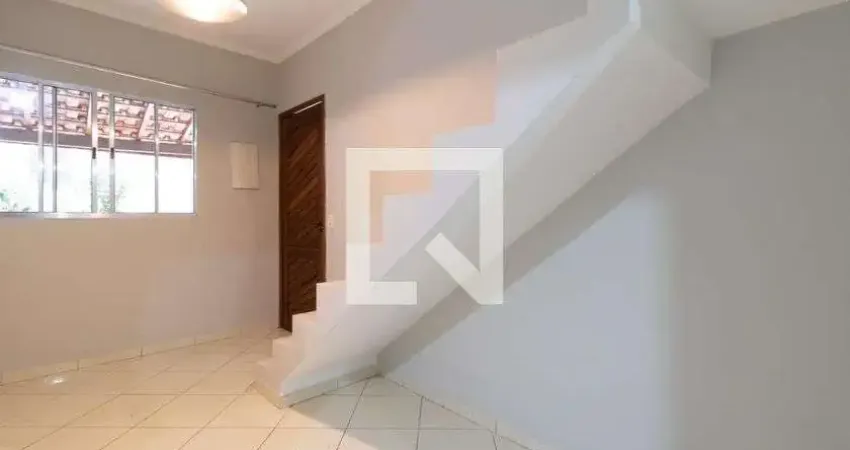 Casa para Aluguel - Vila Califórnia, 3 Quartos, 90 m² - São Paulo