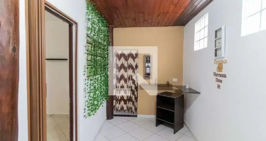 Casa com 2 quartos para alugar na Rua Nossa Senhora das Graças, Butantã, São Paulo