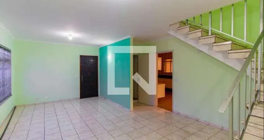 Casa com 3 quartos para alugar na Rua Antônio Moreno Leal, Vila Ema, São Paulo