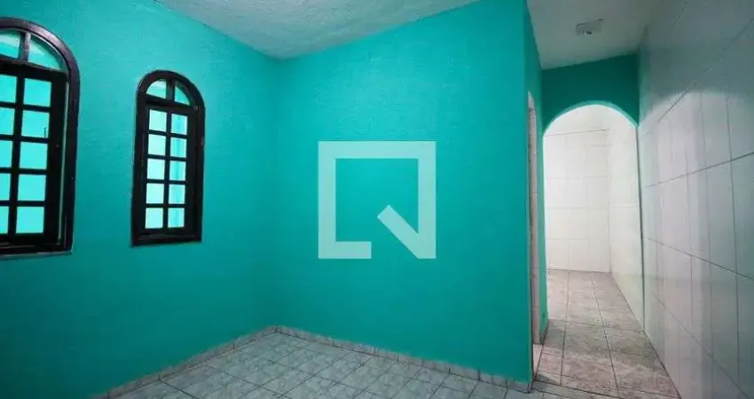 Casa para Aluguel - Cidade Satelite Santa Barbara, 1 Quarto, 50 m² - São Paulo