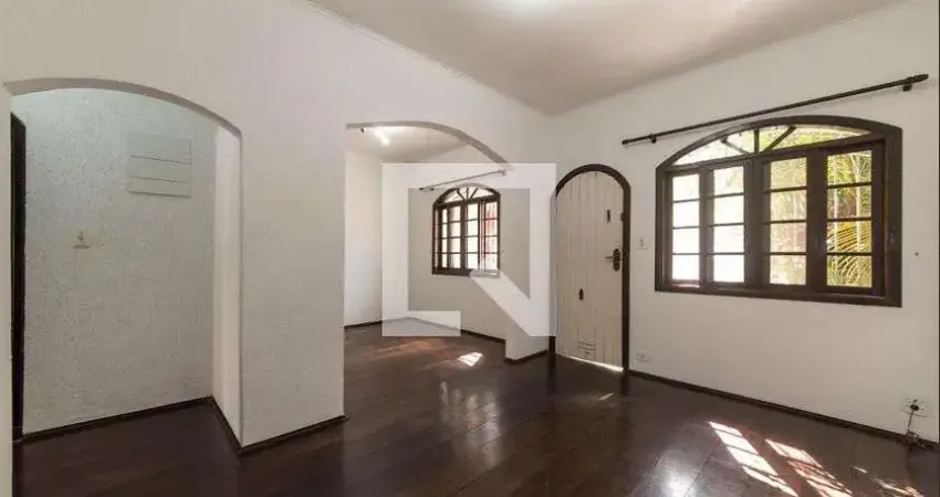 Casa para Aluguel - Bosque da Saúde, 2 Quartos, 250 m² - São Paulo