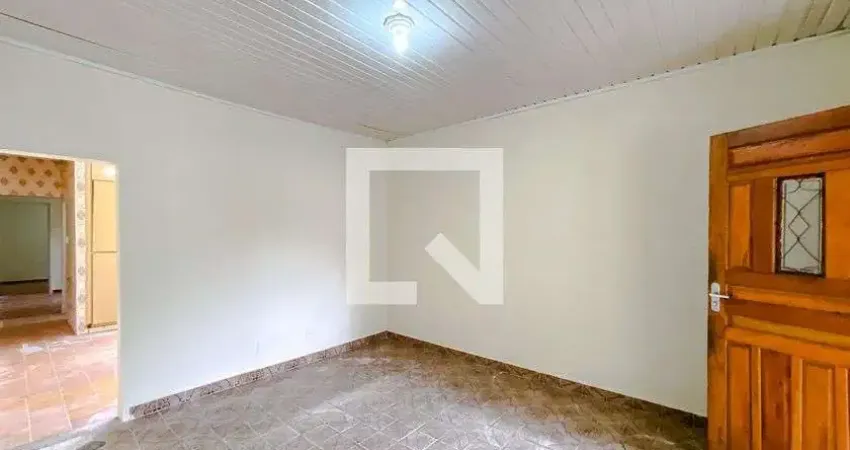 Casa para Aluguel - Vila Invernada, 2 Quartos, 260 m² - São Paulo