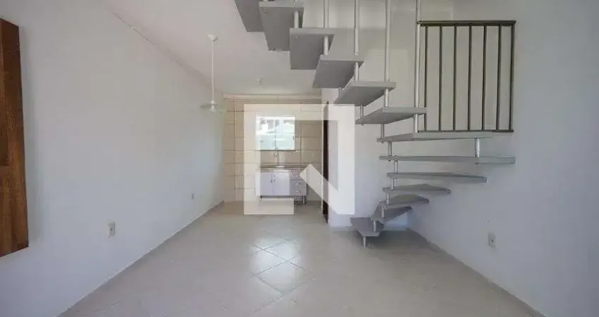 Casa para Aluguel - São João do Rio Vermelho, 2 Quartos, 88 m² - Florianópolis
