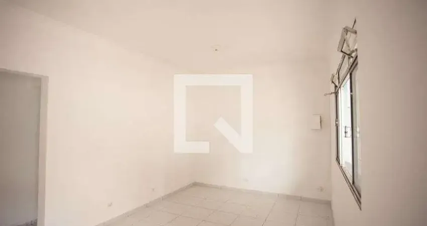 Casa com 3 quartos para alugar na Rua João Rodrigues da Veiga, Pirituba, São Paulo