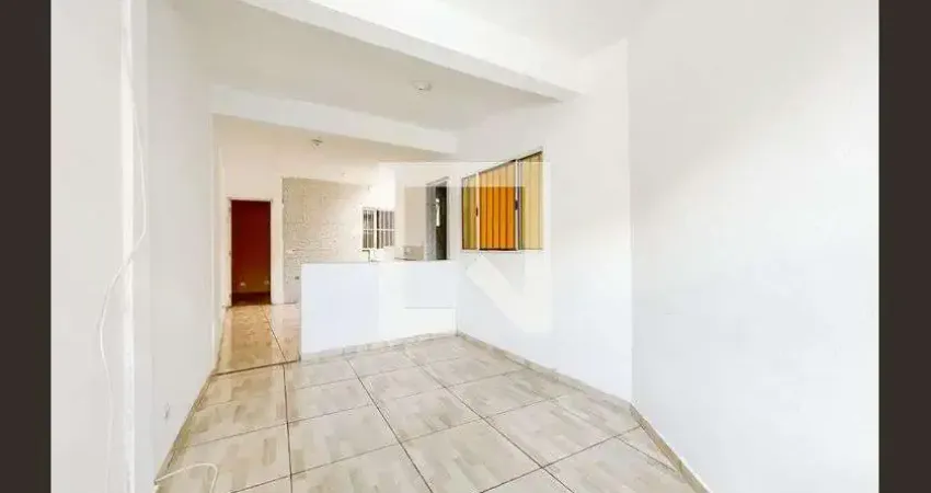 Casa com 1 quarto para alugar na Rua Monte Horebe, Santa Maria, Osasco