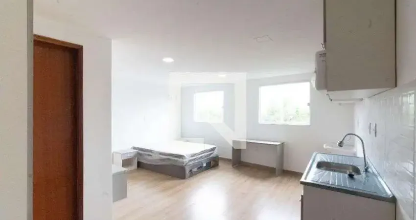 Kitnet / Stúdio para Aluguel - Campo Grande, 1 Quarto, 32 m² - Rio de Janeiro