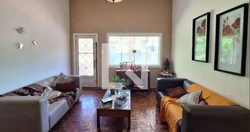 Casa com 6 quartos para alugar na Estrada Velha de Maricá, Maria Paula, Niterói