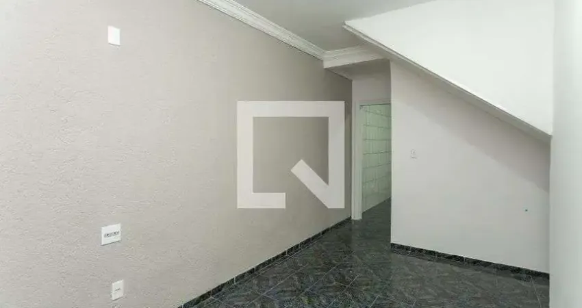 Casa com 1 quarto para alugar na Rua Gonçalo Moreira, Vila Marari, São Paulo