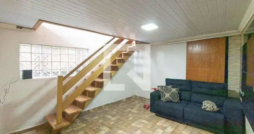 Casa com 2 quartos para alugar na Rua Kaneda, Vila Maria, São Paulo