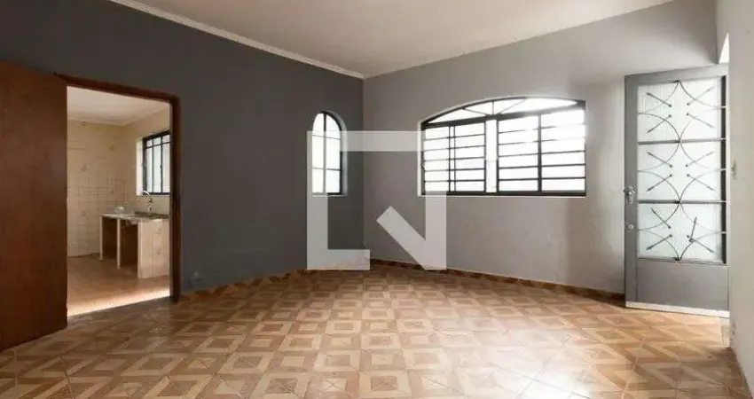 Casa com 2 quartos para alugar na Rua Almeida Torres, Aclimação, São Paulo