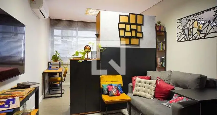 Kitnet / Stúdio para Aluguel - Centro, 1 Quarto, 35 m² - Florianópolis