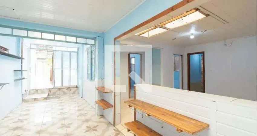 Casa com 2 quartos para alugar na Rua Vinte e Um de Abril, Niterói, Canoas