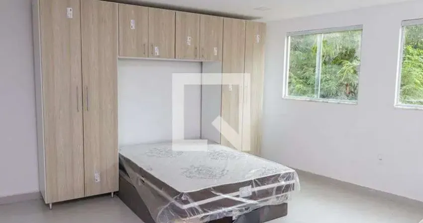 Kitnet / Stúdio para Aluguel - Campo Grande, 1 Quarto, 25 m² - Rio de Janeiro