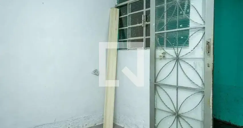 Casa para Aluguel - Jardim Brasil, 1 Quarto, 50 m² - Americana