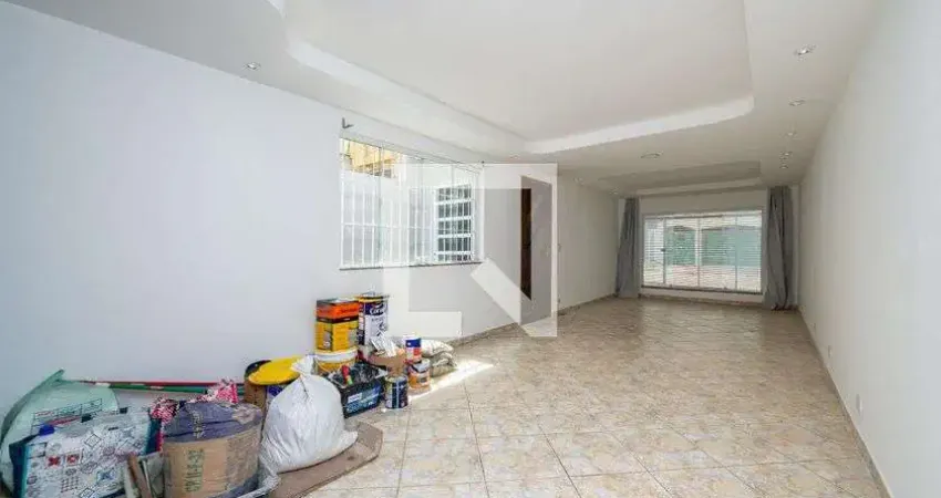 Casa com 3 quartos para alugar na Rua Cônsul Silva Neves, Jabaquara, São Paulo