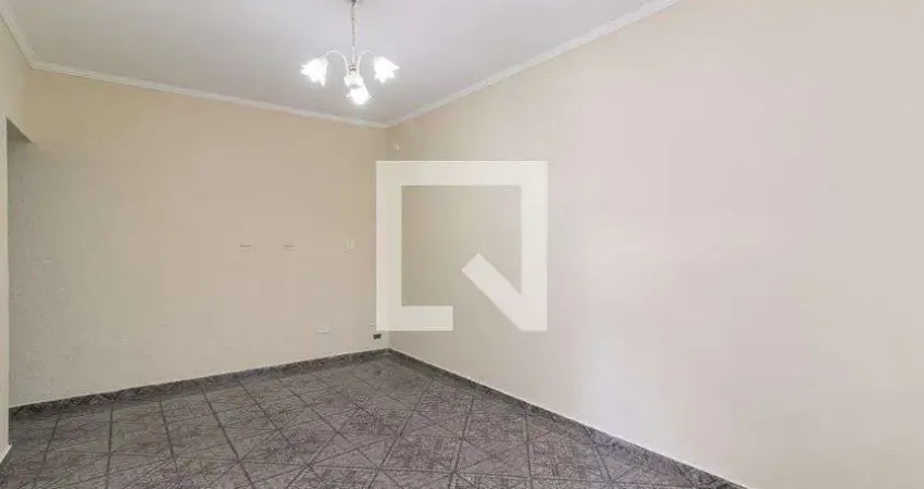 Casa com 3 quartos para alugar na Rua Zacarias de Brito, Vila Ré, São Paulo