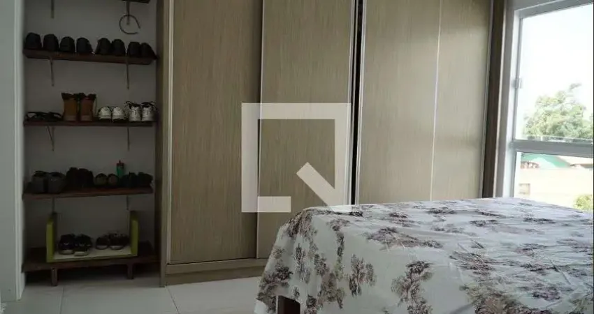 Casa para Aluguel - Rio Tavares, 3 Quartos, 120 m² - Florianópolis