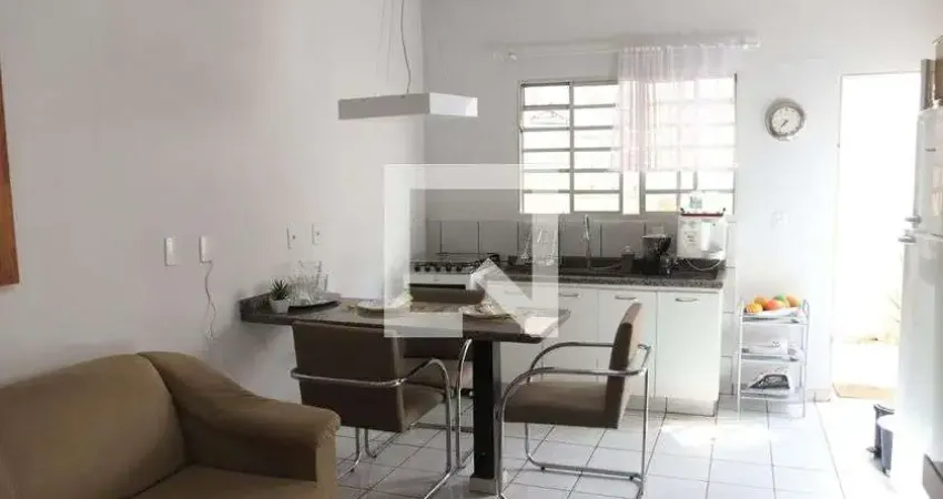 Kitnet / Stúdio para Aluguel - Vila Jardim São Judas Tadeu, 1 Quarto, 34 m² - Goiânia