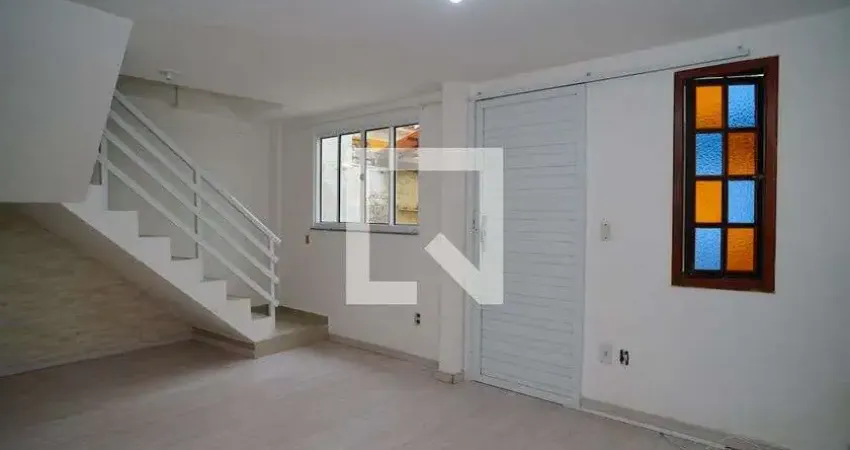 Casa com 2 quartos para alugar na Travessa Monte Alverne, Barreto, Niterói