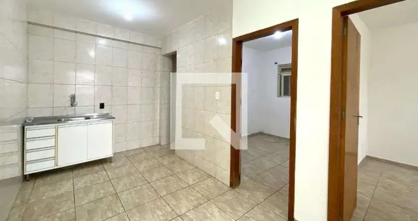 Kitnet / Stúdio para Aluguel - Monte Castelo, 2 Quartos,  50 m² - Contagem