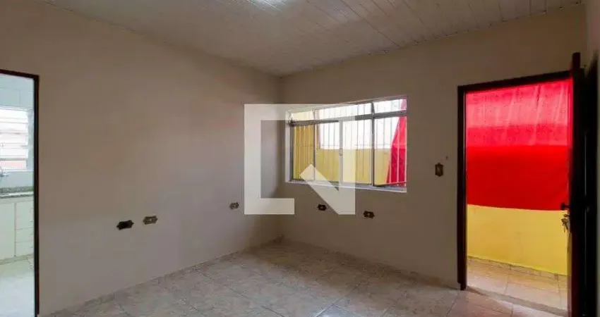 Casa com 2 quartos para alugar na Rua Doutor José da Cruz Carqueijo, Cangaíba, São Paulo