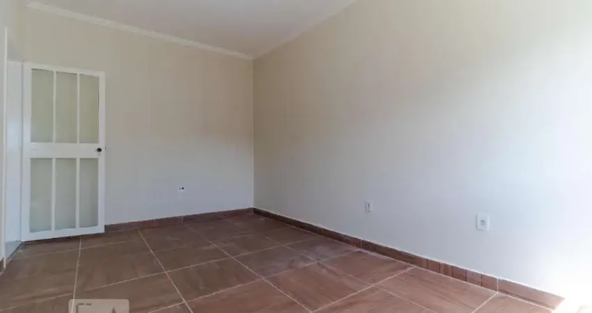 Casa com 2 quartos para alugar na Rua Doutor Edgar Ariani, Cambuí, Campinas