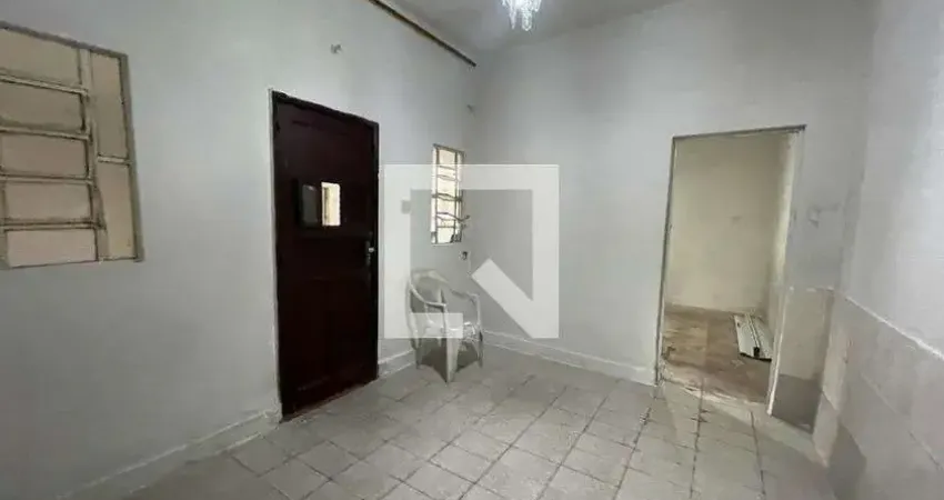 Casa com 1 quarto para alugar na Rua Coronel João Teles, Centro, Duque de Caxias