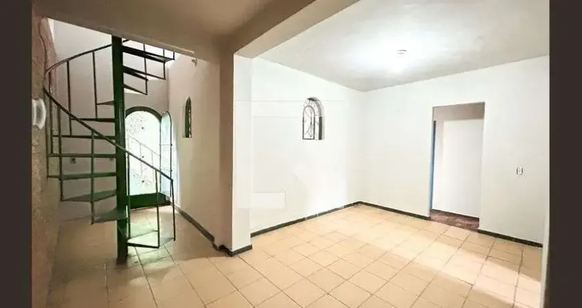 Casa para Aluguel - Glória, 4 Quartos, 200 m² - Belo Horizonte