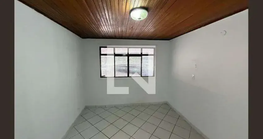 Casa com 3 quartos para alugar na Quadra QNM 34 Conjunto J, Taguatinga Centro (Taguatinga), Brasília