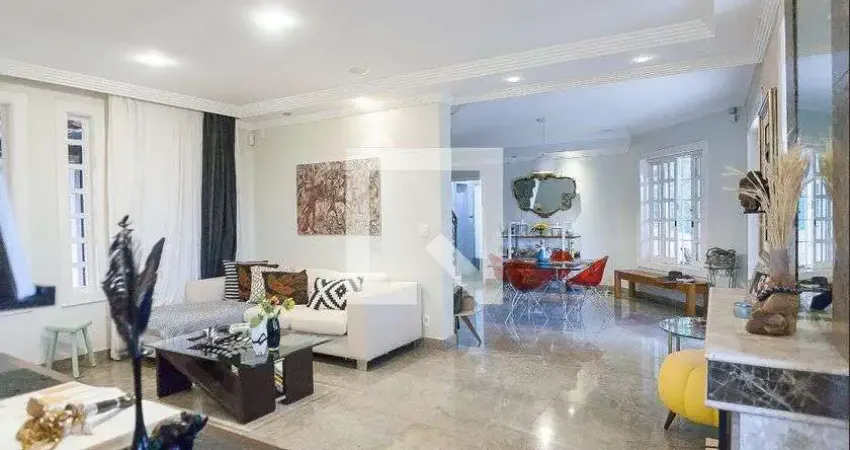 Casa / Sobrado em Condomínio para Aluguel - Macacos, 4 Quartos, 450 m² - Nova Lima