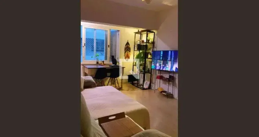 Apartamento para Aluguel - Floresta, 1 Quarto, 70 m² - Porto Alegre