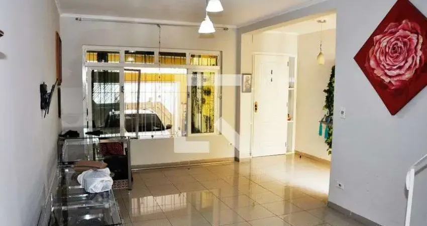 Casa com 3 quartos para alugar na Rua Doutor Jaime Bricio Filho, Vila Miriam, São Paulo