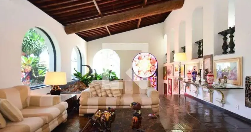 Casa para Aluguel - Mangabeiras, 5 Quartos, 580 m² - Belo Horizonte