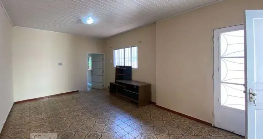 Casa com 2 quartos para alugar na Avenida Dom Aguirre, Centro, Sorocaba