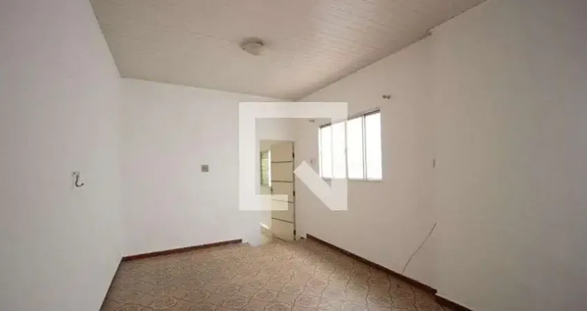 Casa com 2 quartos para alugar na Avenida Dom Aguirre, Centro, Sorocaba