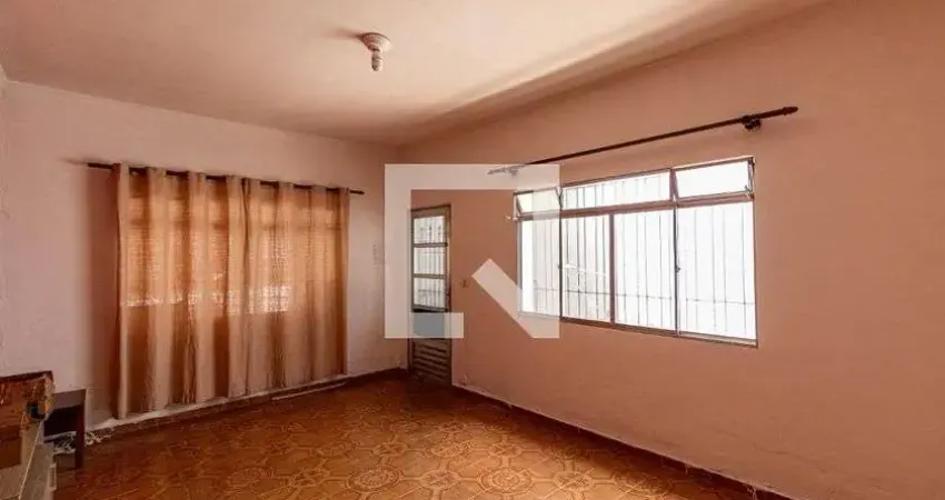 Casa com 3 quartos para alugar na Rua João José de Queiroz, Ponte Rasa, São Paulo