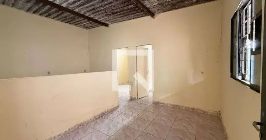 Casa com 2 quartos para alugar na Setor Habitacional Sol Nascente, Ceilândia, Brasília