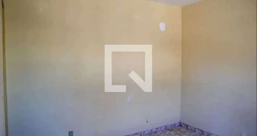 Casa com 3 quartos para alugar na Rua Luís Pasteur, Rocha, São Gonçalo